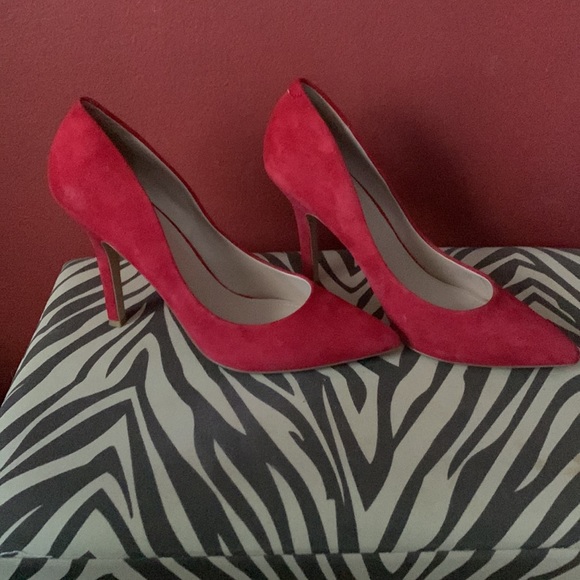 Beautiful Ref Suede Shoes, Charles by Charles David - Picture 2 of 11